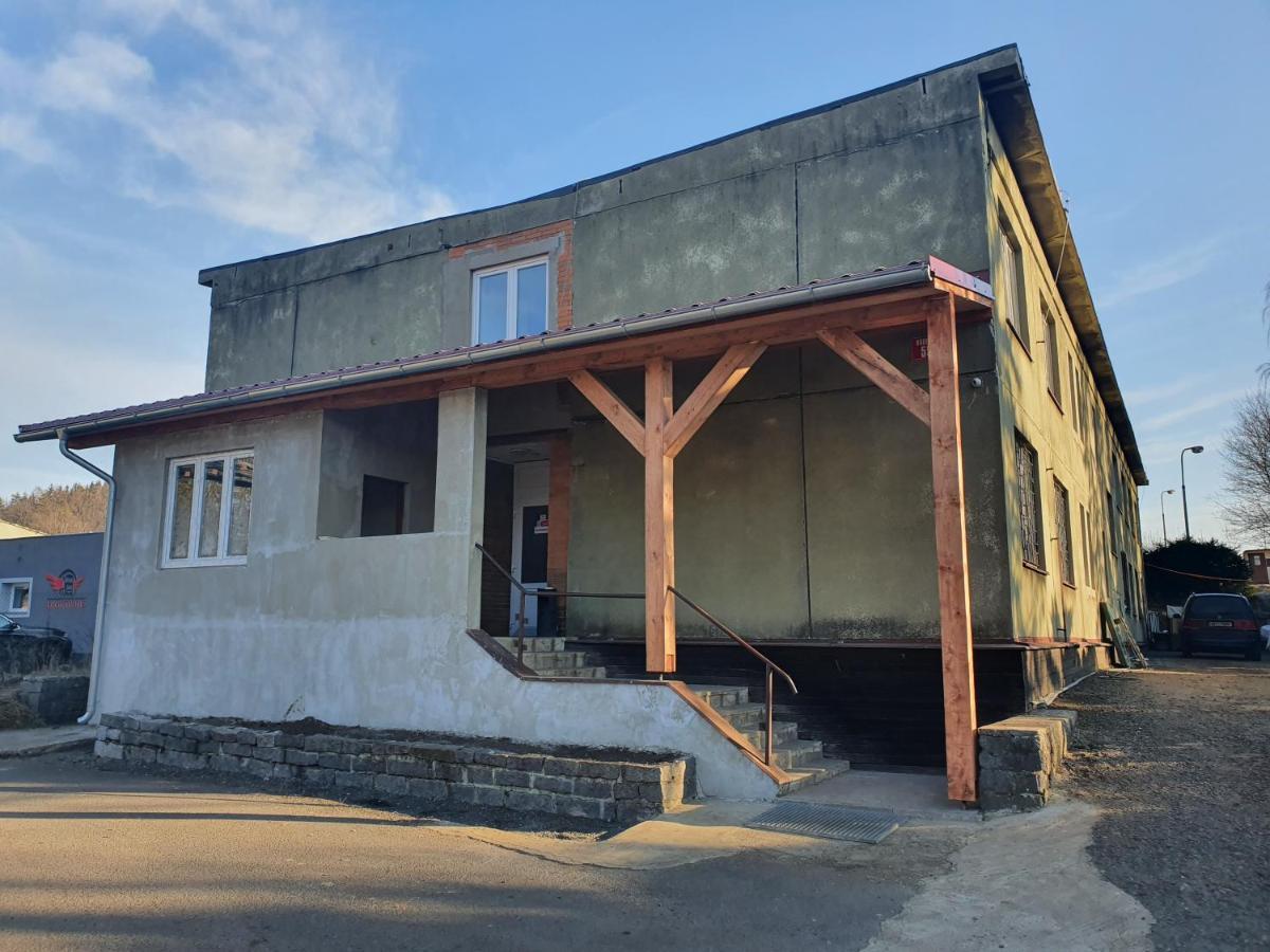 Ubytovna Koky Klášterec nad Ohří Exterior foto